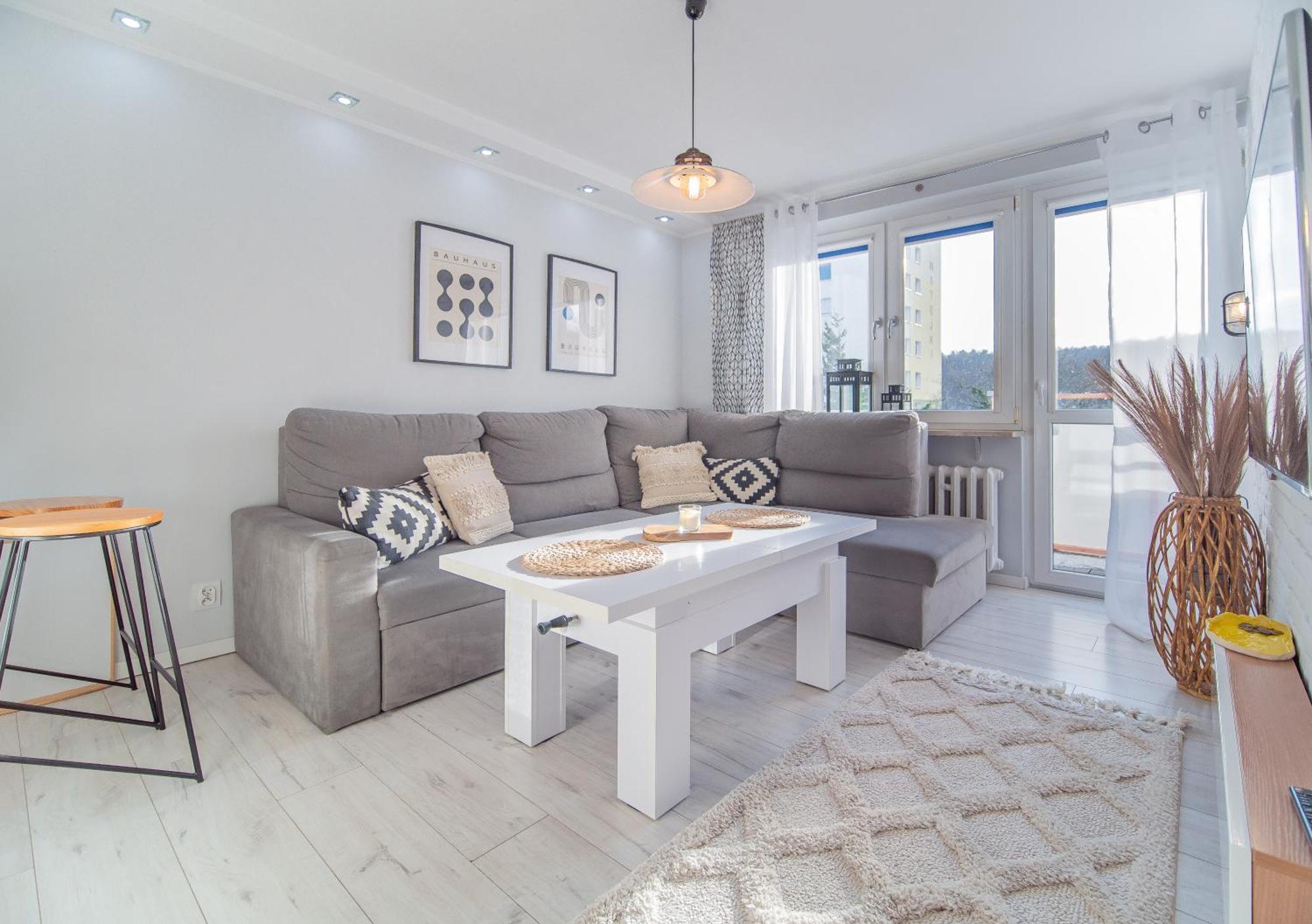 Bianco Apartment *